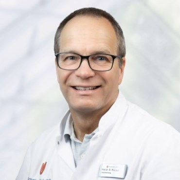 Prof. Dr. Benedikt Preckel avatar image