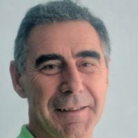 Dr. Henrique Santos avatar image