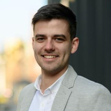 Dr. Jan K. Kazak avatar image