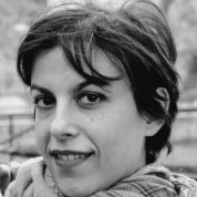 Dr. Simona Piccolella avatar image