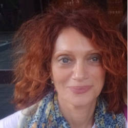 Dr. Leonarda Liotta avatar image