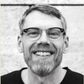 Prof. Dr. Lars Ellgaard avatar image