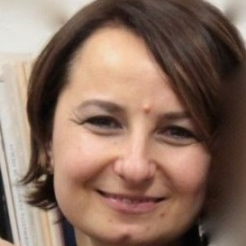 Dr. Rosalinda Inguanta avatar image