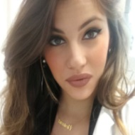 Dr. Viviana Maresca avatar image