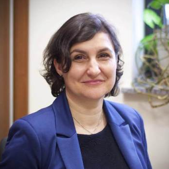 Dr. Ewa Kaczorek avatar image