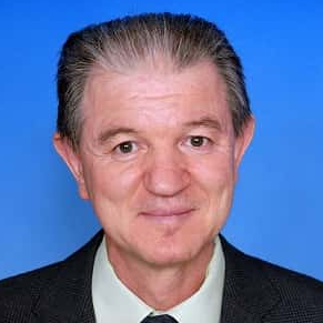 Prof. Dr. Dimitrios Savvas avatar image