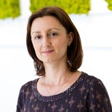 Dr. Andreea Ciudin avatar image