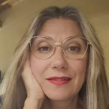 Dr. Elisa Passaglia avatar image