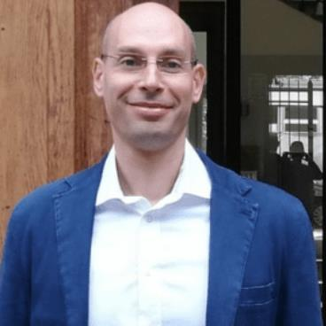 Prof. Dr. Vincenzo Amendola avatar image