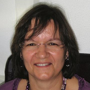 Dr. Isabel Coelhoso avatar image