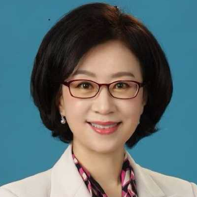 Prof. Dr. Aree Moon avatar image