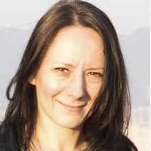 Dr. Alina Pruna avatar image