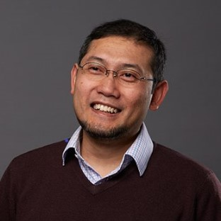 Dr. Bernardi Pranggono avatar image