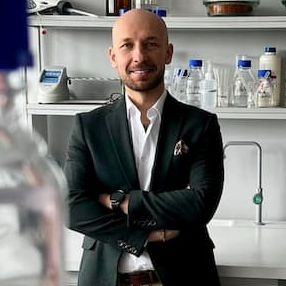 Dr. Przemysław Kowalczewski avatar image