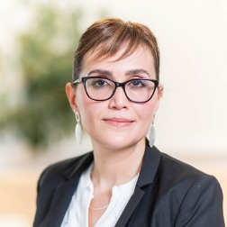 Dr. Farinaz Havaei avatar image