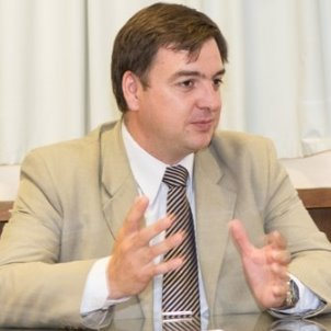 Dr. Mario Divan avatar image