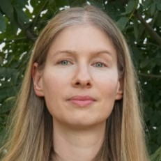 Dr. Anna Stary-Weinzinger avatar image