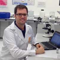 Dr. Víctor López avatar image