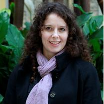 Dr. Elvina Viennet avatar image