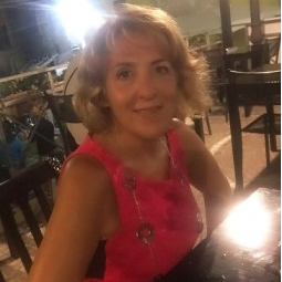 Dr. Loredana De Bartolo avatar image