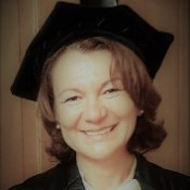 Prof. Dr. Flavia Marinelli avatar image