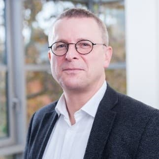 Dr. Frank Hirth avatar image