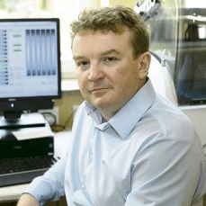 Dr. Pawel Pludowski avatar image