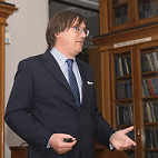 Dr. Mario Pagliaro avatar image