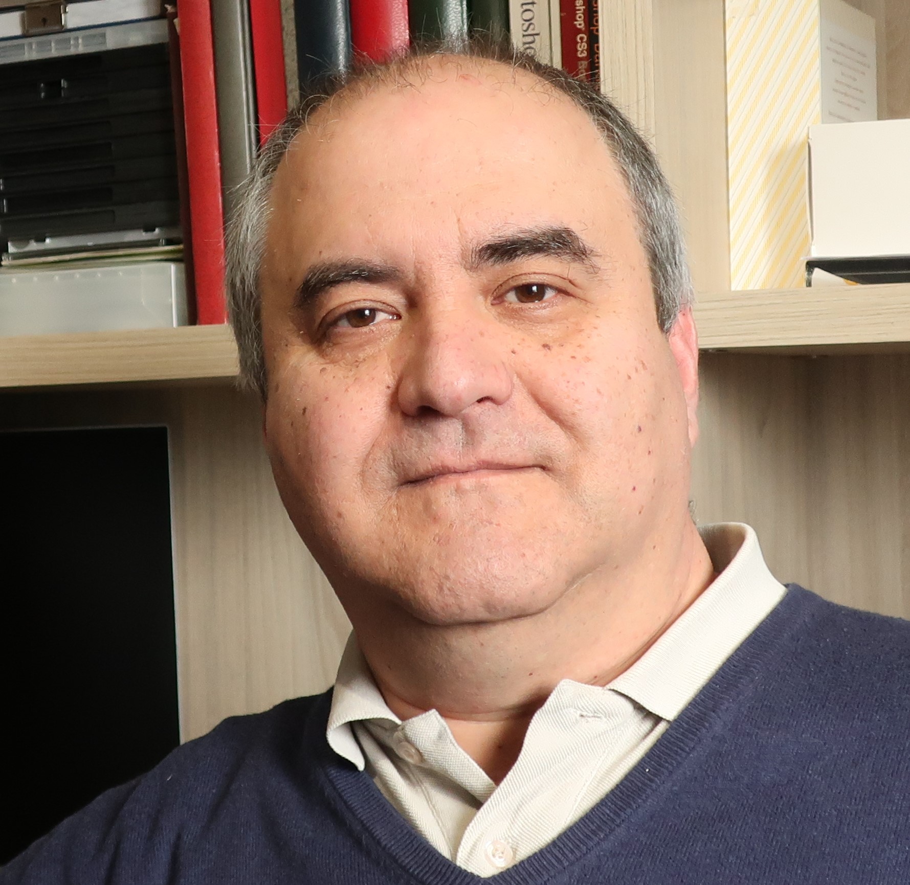 Prof. Dr. Anton Vernet avatar image