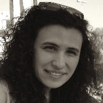 Dr. Sandra Costa avatar image