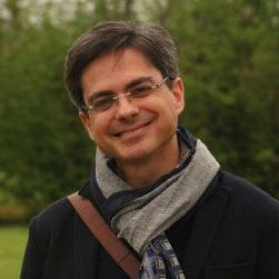 Dr. Roberto Valentino avatar image