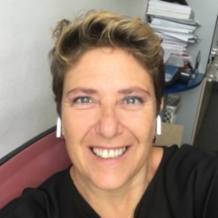 Dr. Anna Borriello avatar image