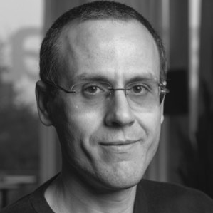 Dr. Diego Caratelli avatar image