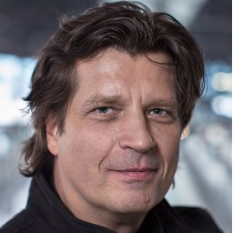 Prof. Dr. Manfred Max Bergman avatar image