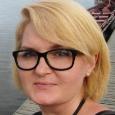 Dr. Beata Sarecka-Hujar avatar image