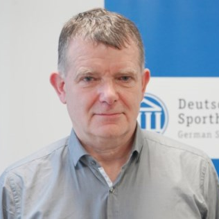 Prof. Dr. Wilhelm Bloch avatar image