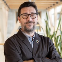 Prof. Dr. Stéphane Roche avatar image