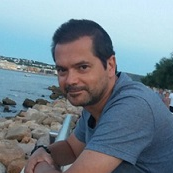 Dr. Juan Bárcena avatar image