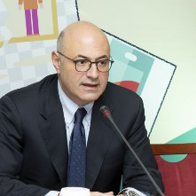 Dr. Vassilios Liakopoulos avatar image