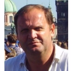 Prof. Dr. László Szunyogh avatar image