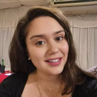 Dr. Vanessa Silva avatar image