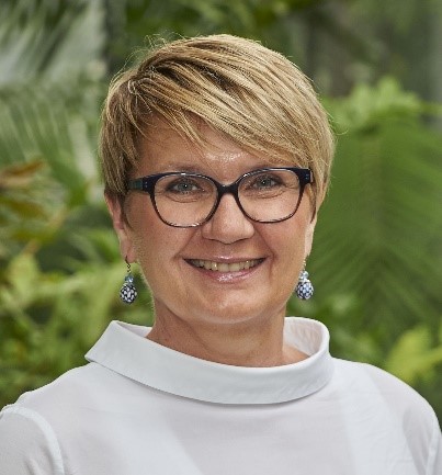 Dr. Olga Speck avatar image