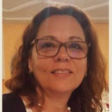 Dr. Eduarda Fernandes avatar image