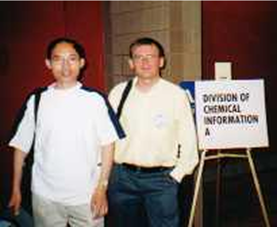 Doctor Lin and doctor Patiny at a conference