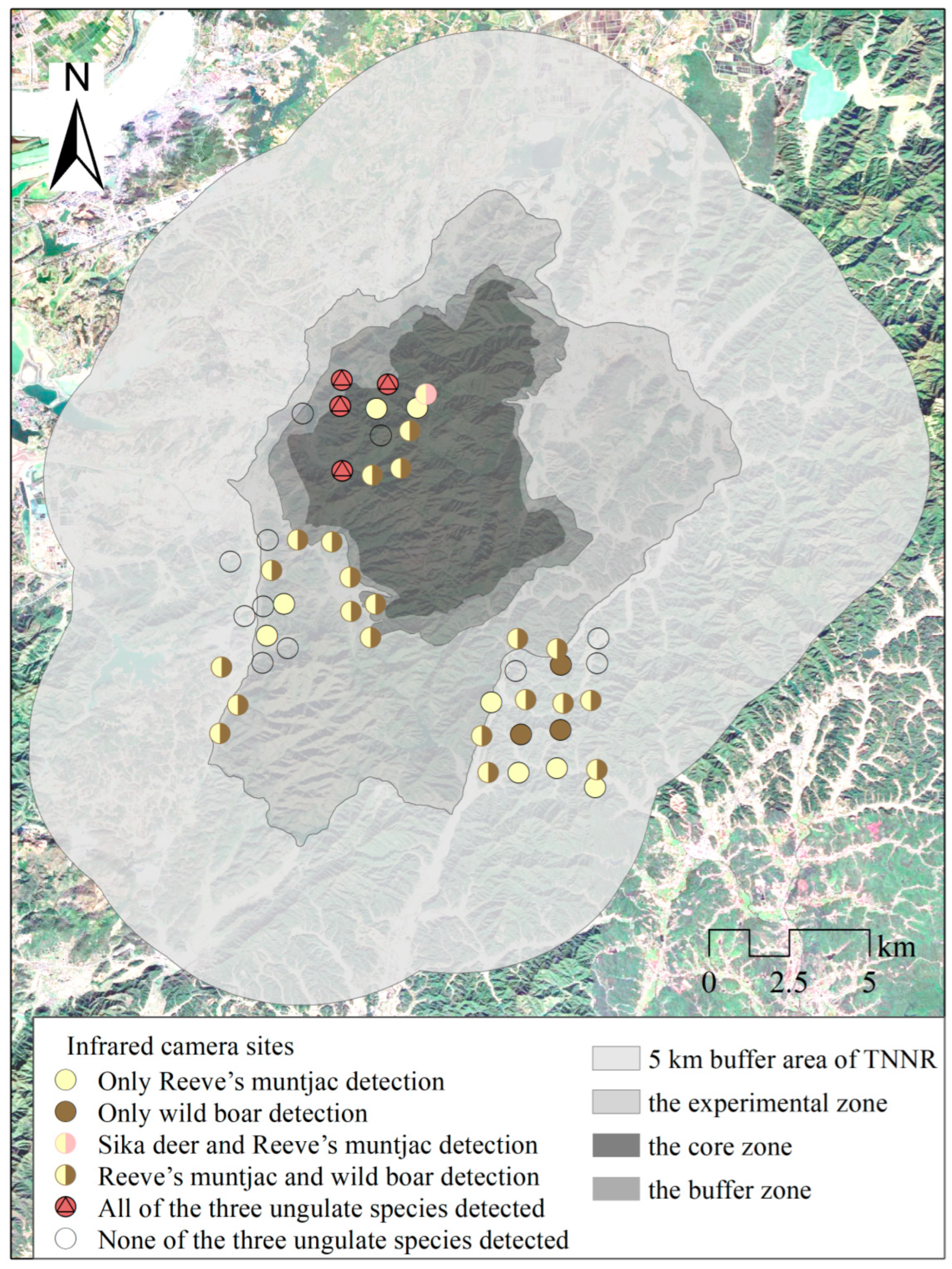 Ecologies 06 00041 g002
