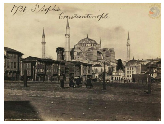 Land 09 00350 g002 550