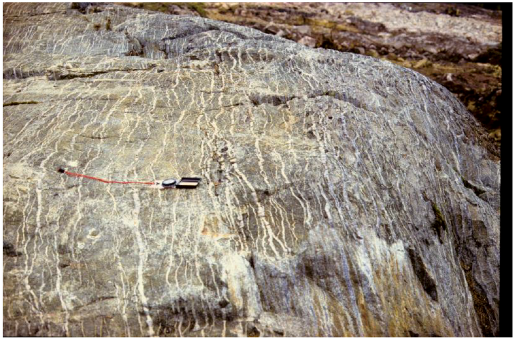 Minerals 02 00385 g004 1024