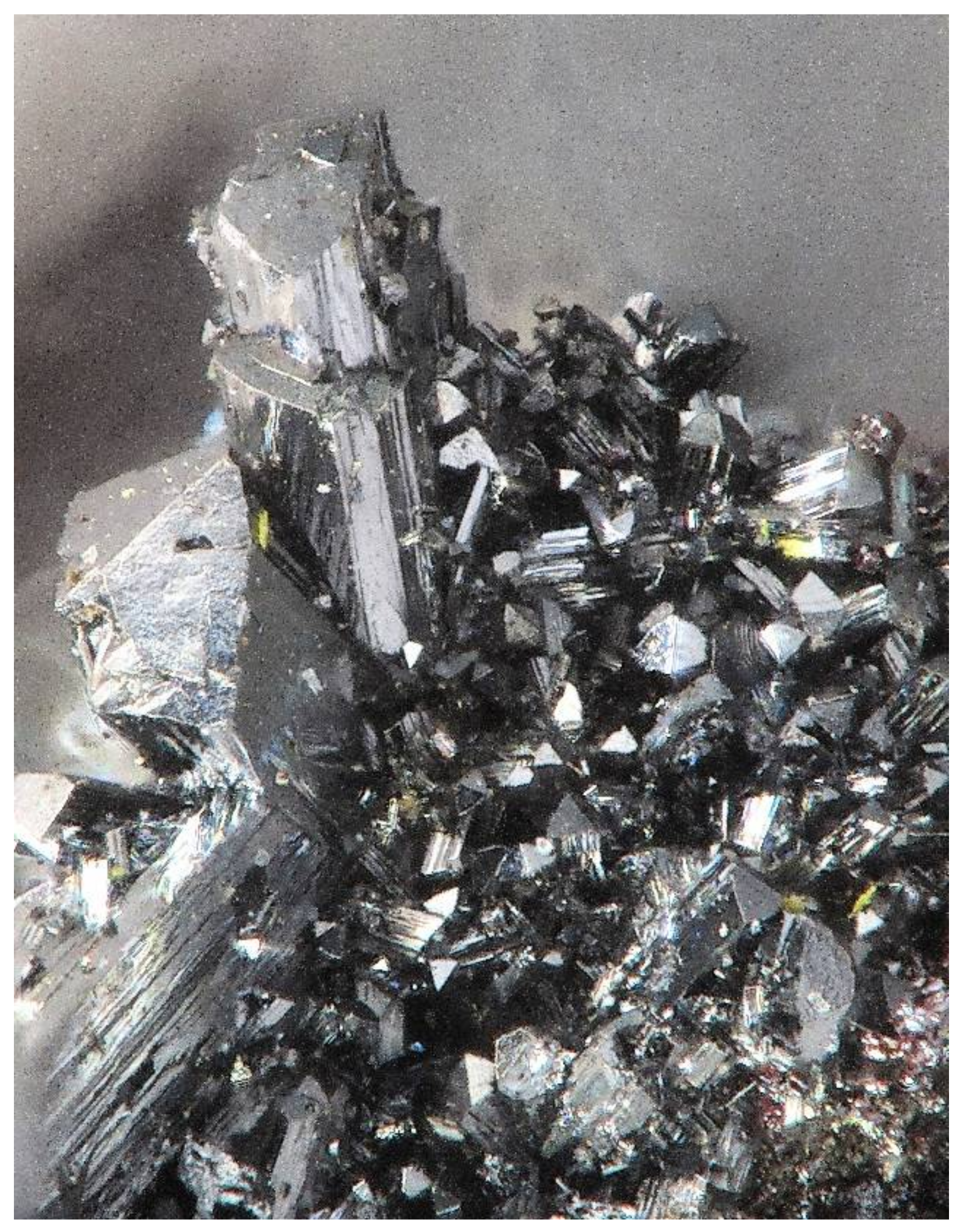 Minerals 08 00192 g001