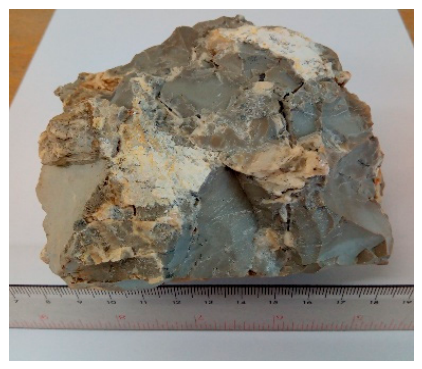Minerals 16 01055 i014 Minerals 16 01055 i014