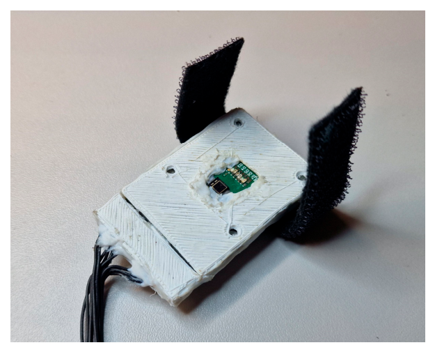 A Multi-Site Measurement System with Photoplethysmographic and ...